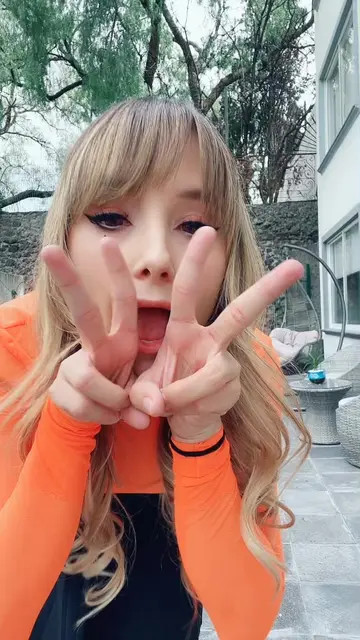 Video 6972582406297636101