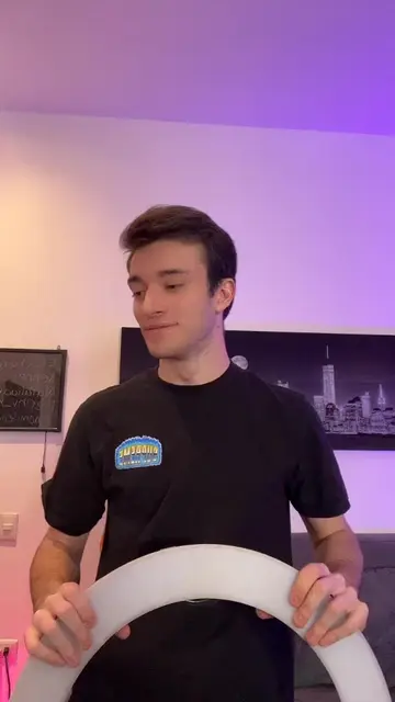 Video 7039401071009172741