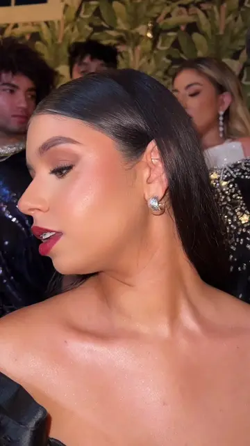 Video 7213118655662542085