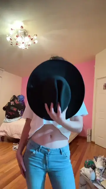 Video 7414992280114810117