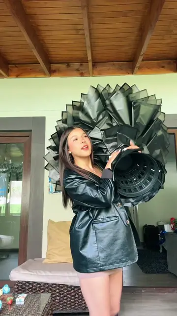 Video 7435706718790634808