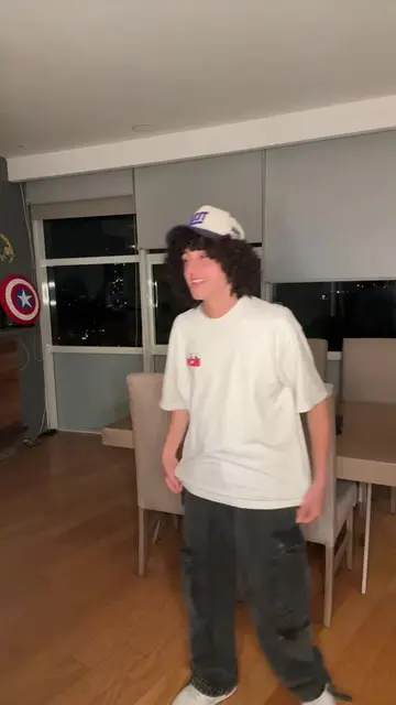Video 7477717534939319557