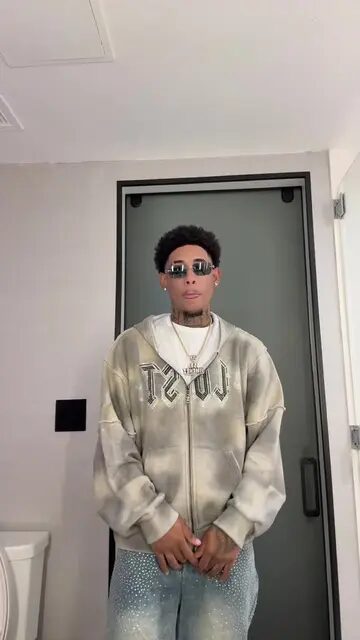 Video 7518553822747266360