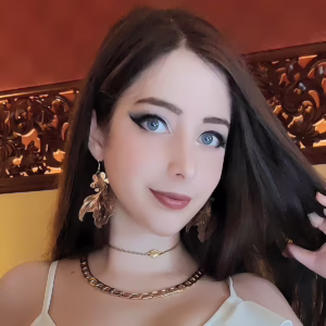 Mikomi Hokina