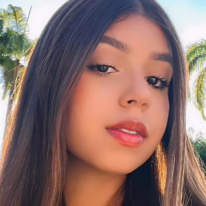 Angeles Valentina