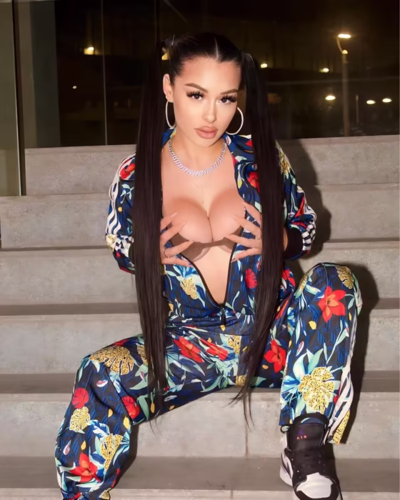 002190-108001733809664