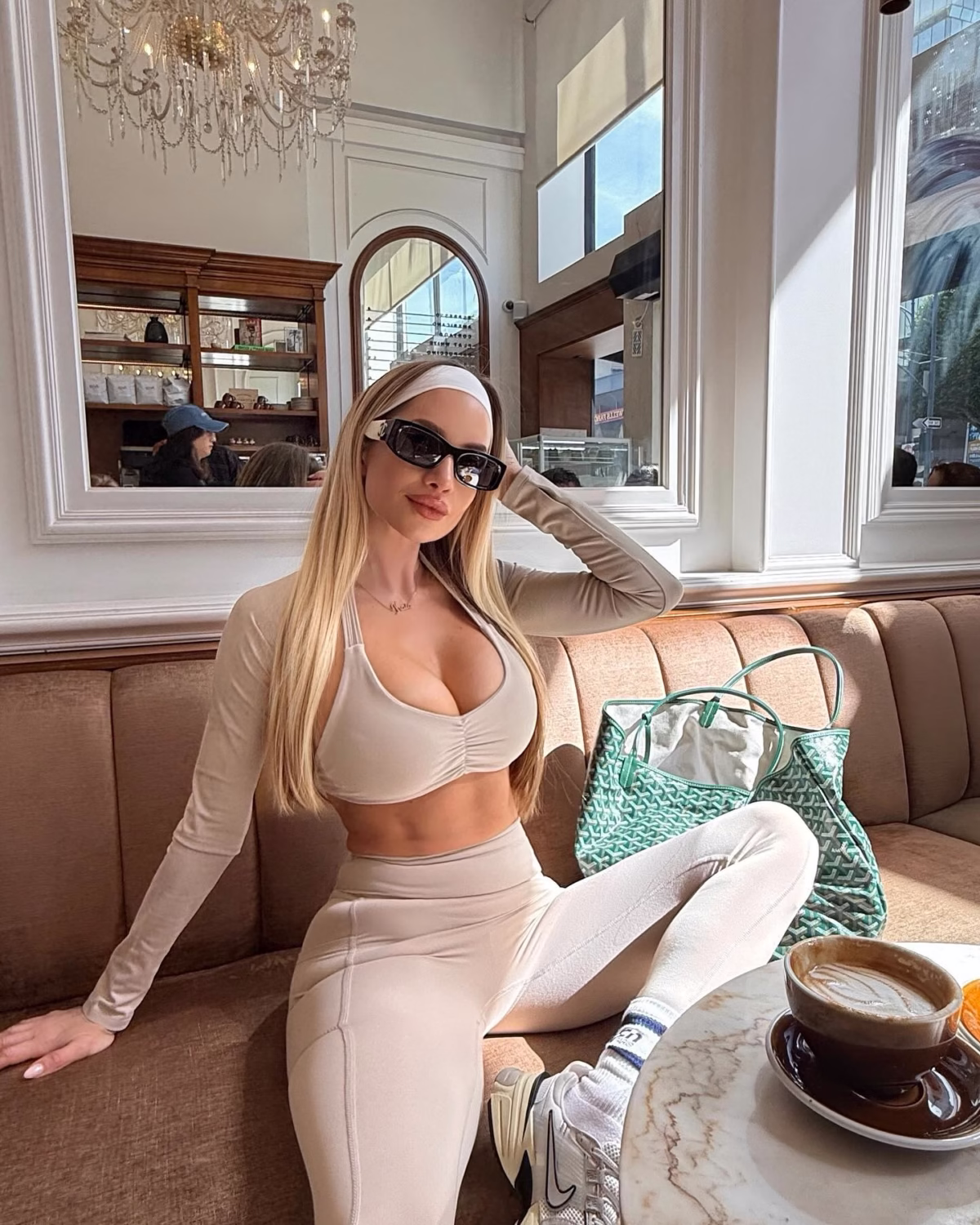Amanda Lee