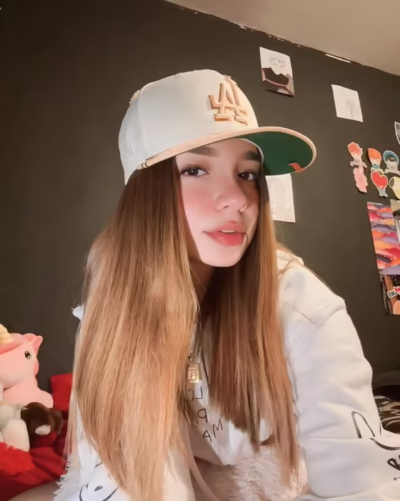 Ivana Flores: Fecha de nacimiento, nombre completo, curiosidades, redes sociales oficiales, gustos, datos personales, características físicas, pack, fotos, videos y mas.