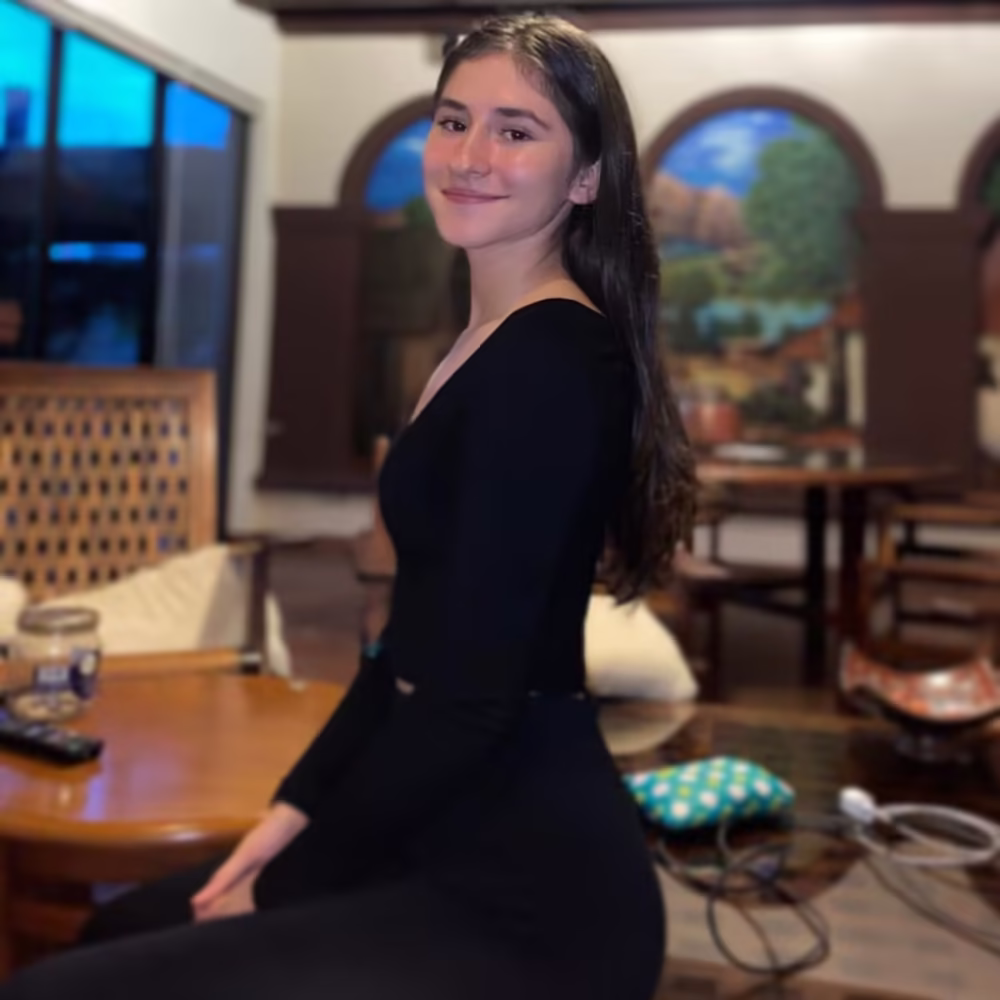 Ara Hernández (Ara y Fer) 2023 - Edad, Estatura, País, Signo