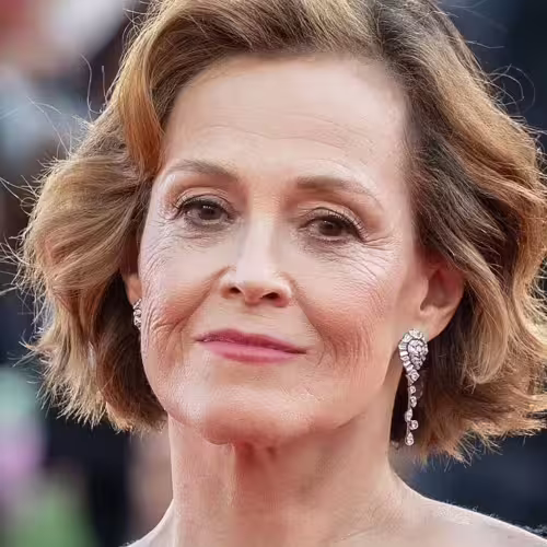 Sigourney Weaver