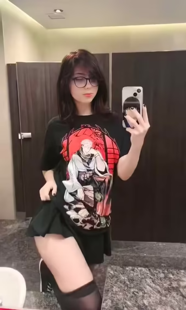 410281-108001737603875