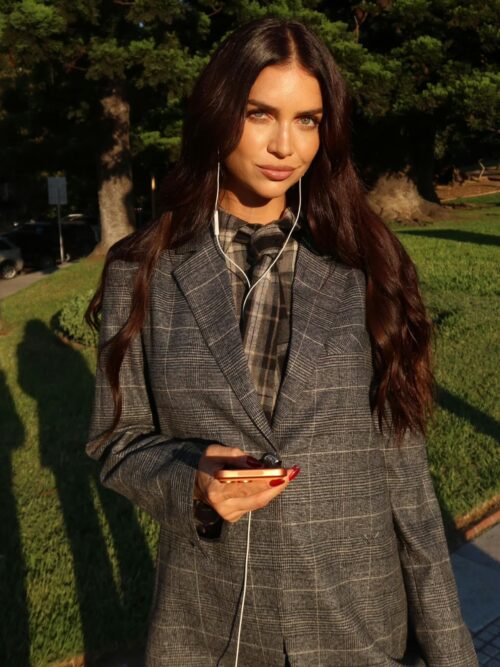 Zaira Nara