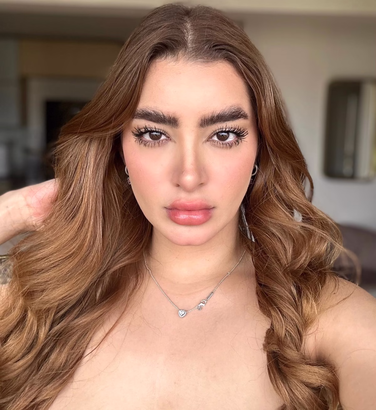 Laura Sahar