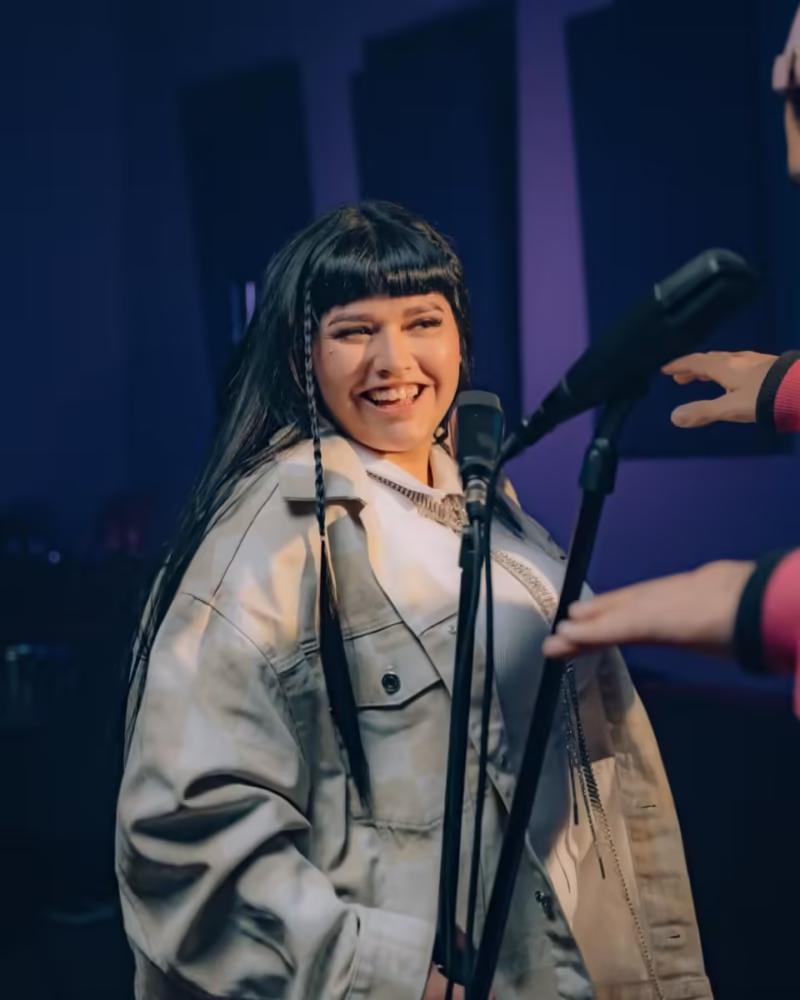 494611-108001713759083