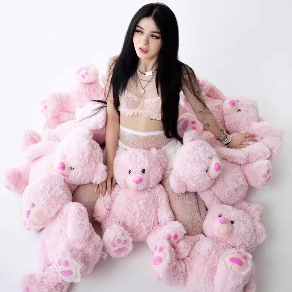 Veronika Koste Nevaadaai: Fecha de nacimiento, nombre completo, curiosidades, redes sociales oficiales, gustos, datos personales, características físicas, pack, fotos, videos y mas.