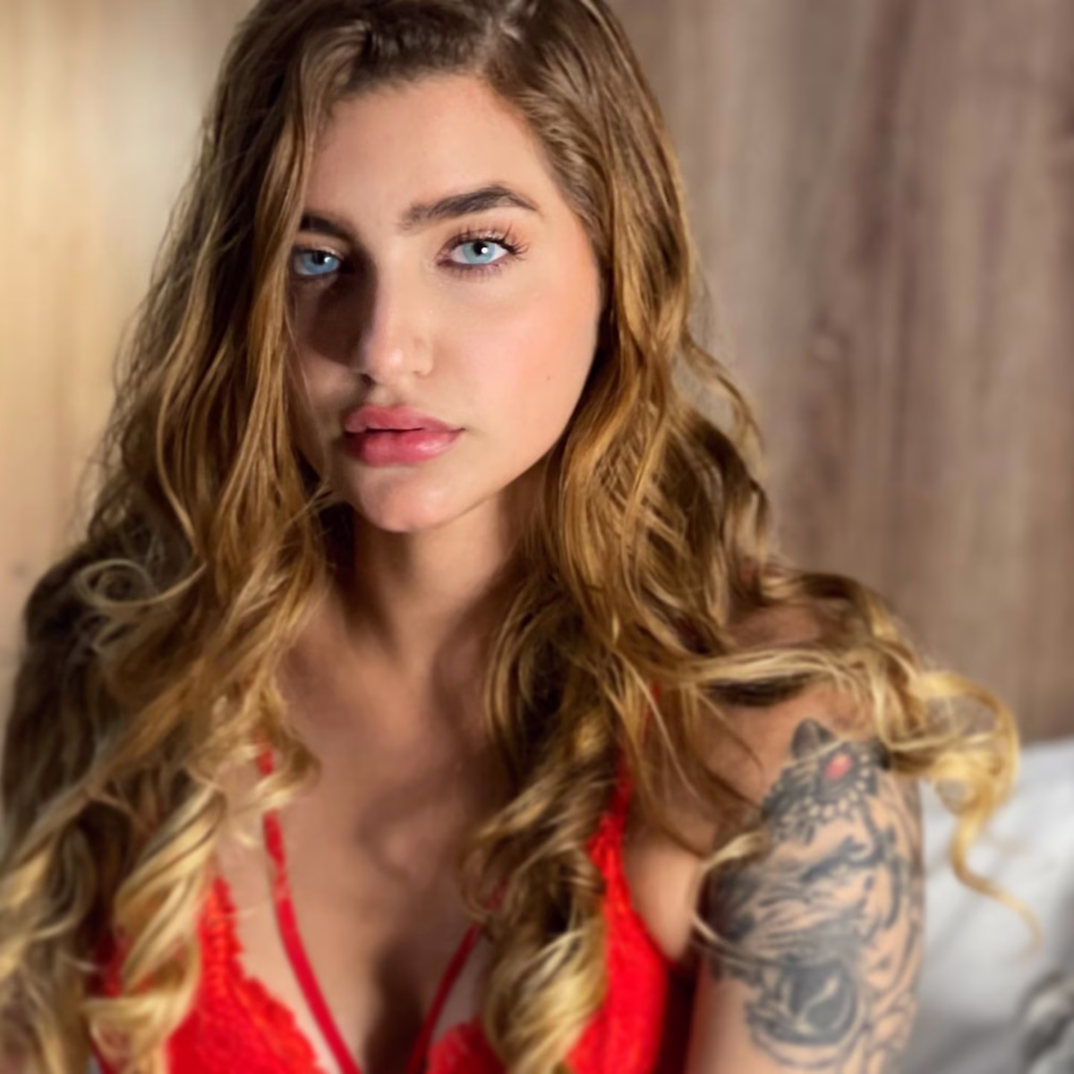 Laura Sahar