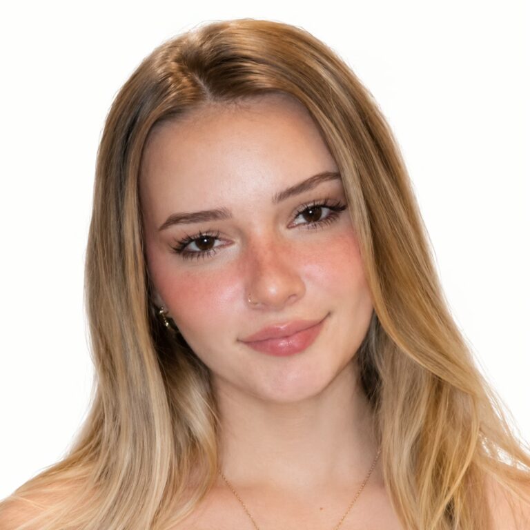 Ava Reyes