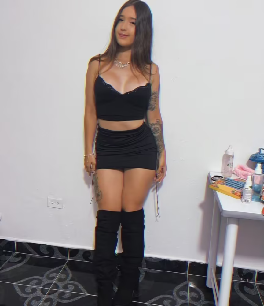 ▷ Valeria Castañeda • Biografía, Edad, Estatura, País, Wiki