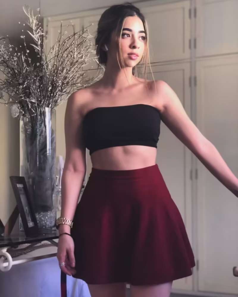 842784-108001713837436