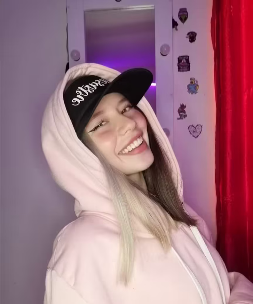 864211-108001713169162