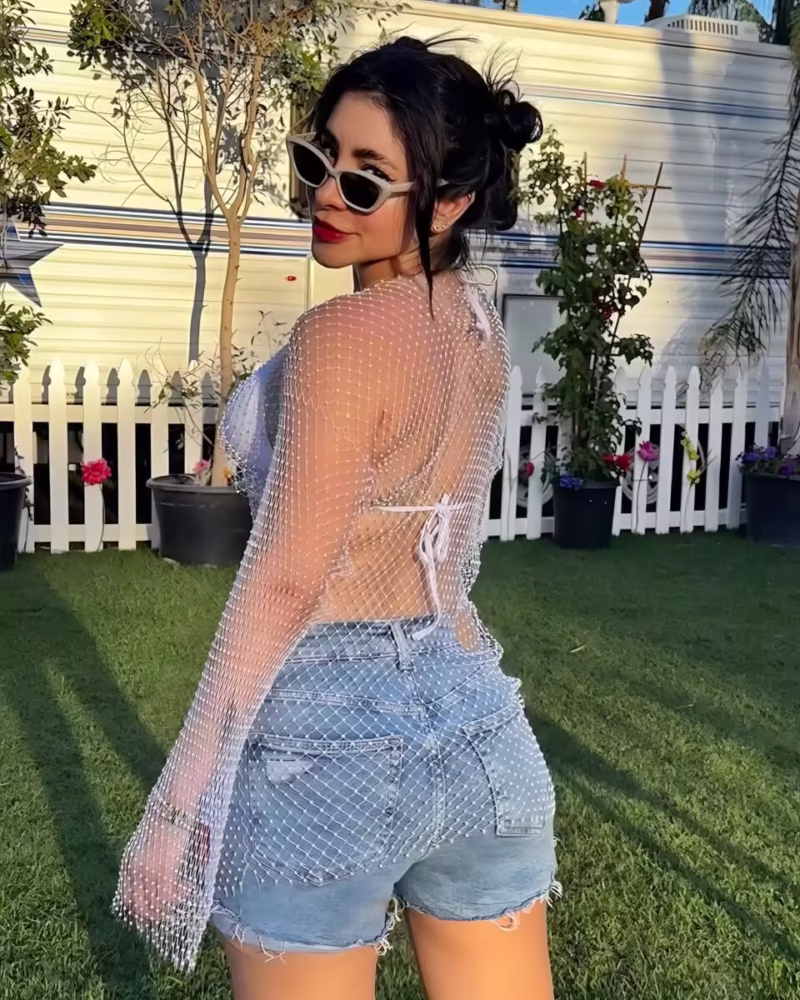 882068-108001711938611