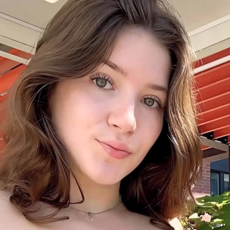 Amelia Fit