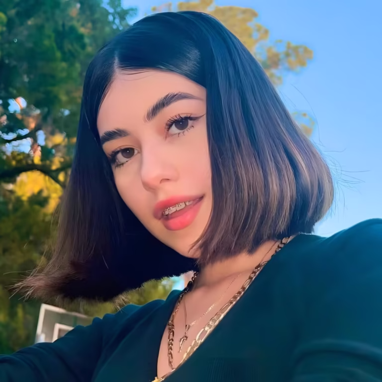 Danna Espino