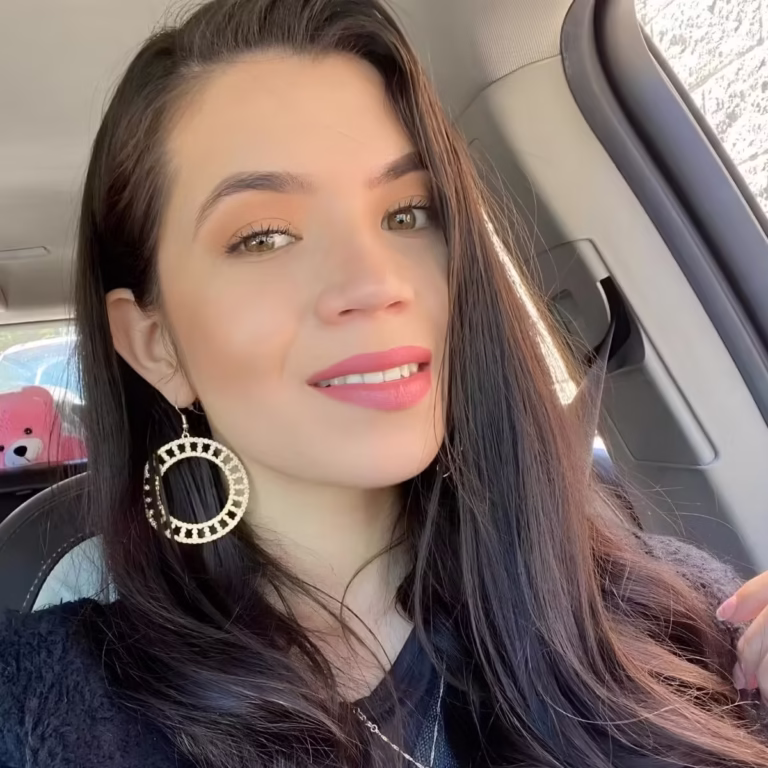 Andrea Ochoa